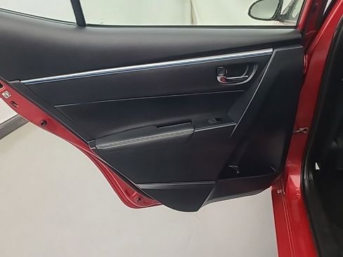 Used 2014 Toyota Corolla LE Premium w/ Driver Convenience Package FWD image 18