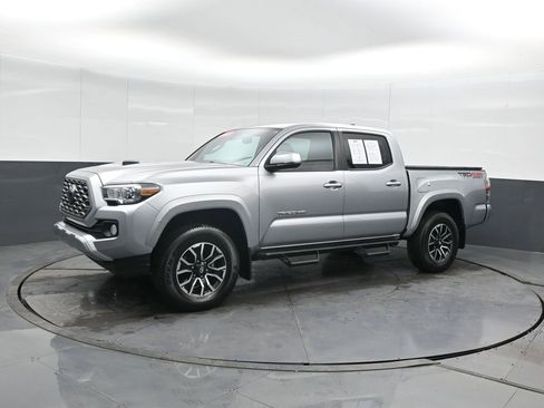 Used 2023 Toyota Tacoma TRD Sport image 7
