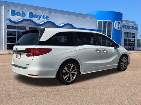 Certified 2022 Honda Odyssey Touring image 5