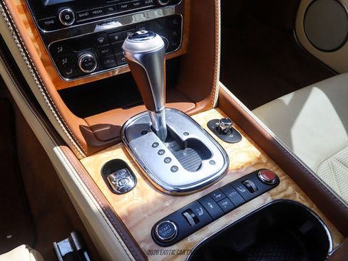 Used 2013 Bentley Continental GT image 36