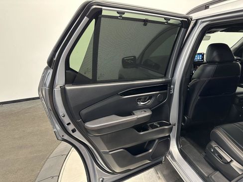 Certified 2025 Honda Pilot TrailSport image 28