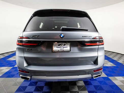 Used 2024 BMW X7 xDrive40i AWD/4WD image 6