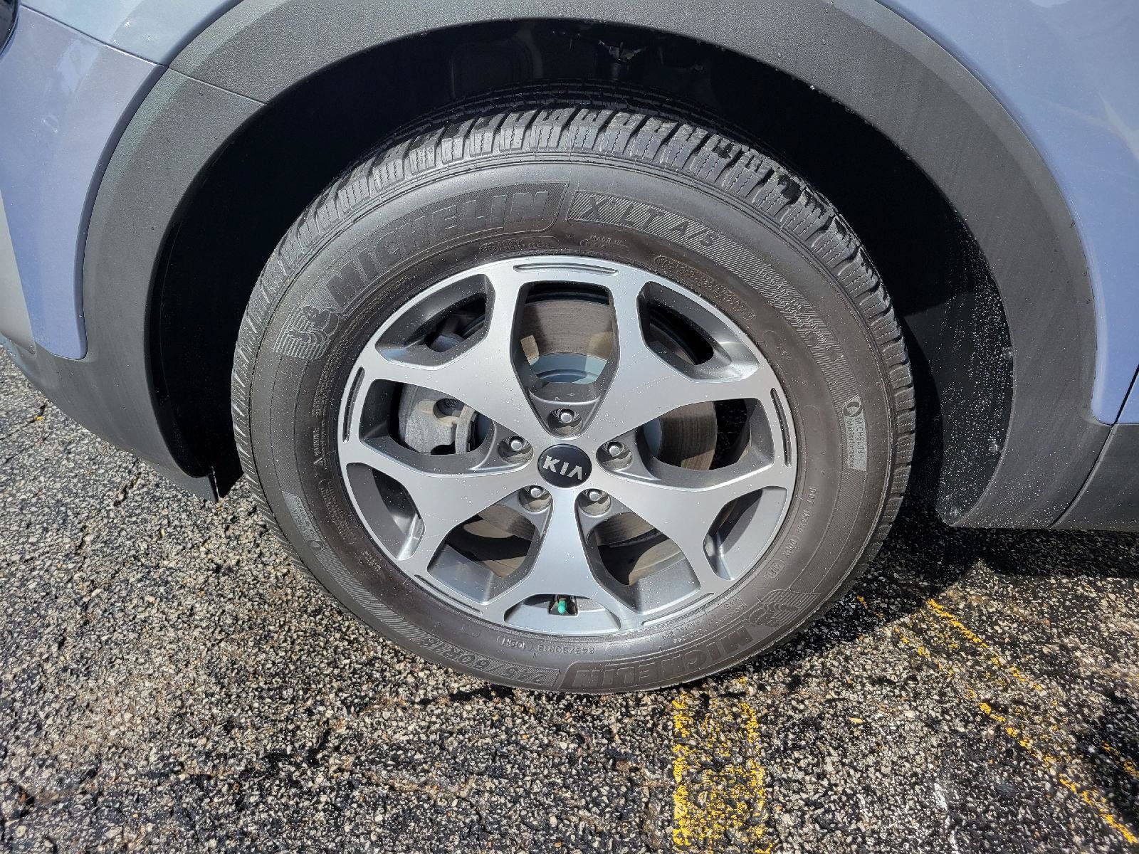 Used 2020 Kia Telluride EX AWD/4WD image 13