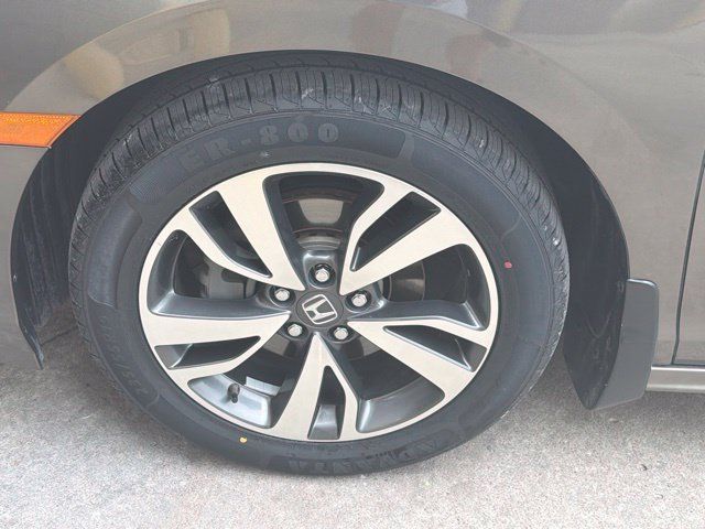 Certified 2022 Honda Odyssey Touring image 12