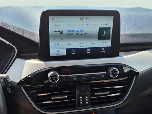 Used 2021 Ford Escape SE image 8