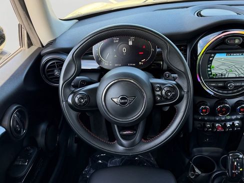 Used 2021 MINI Cooper S w/ 6.5" Touchscreen Package FWD image 17