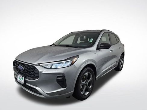 Used 2023 Ford Escape ST-Line image 3