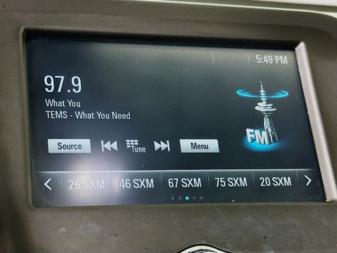 Used 2018 Chevrolet Equinox LT image 21