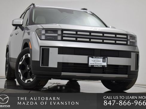 Used 2025 Hyundai Santa Fe SEL image 3