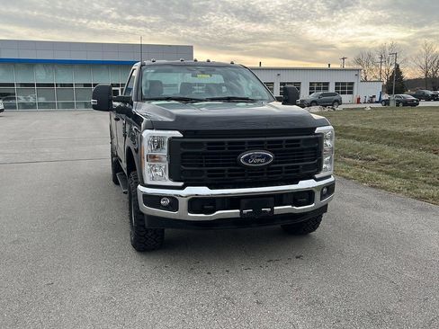 Used 2024 Ford F250 XL w/ XL Off-Road Package image 7