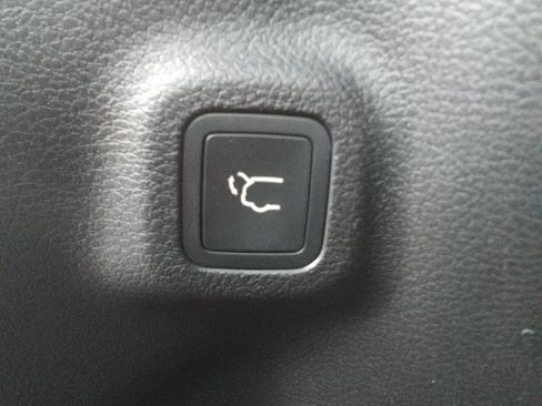 New 2026 Jeep Compass Limited AWD/4WD image 9