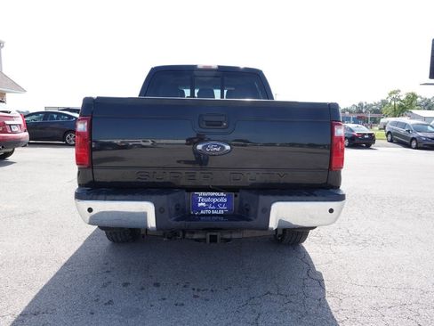 Used 2014 Ford F250 Lariat w/ Chrome Package image 6