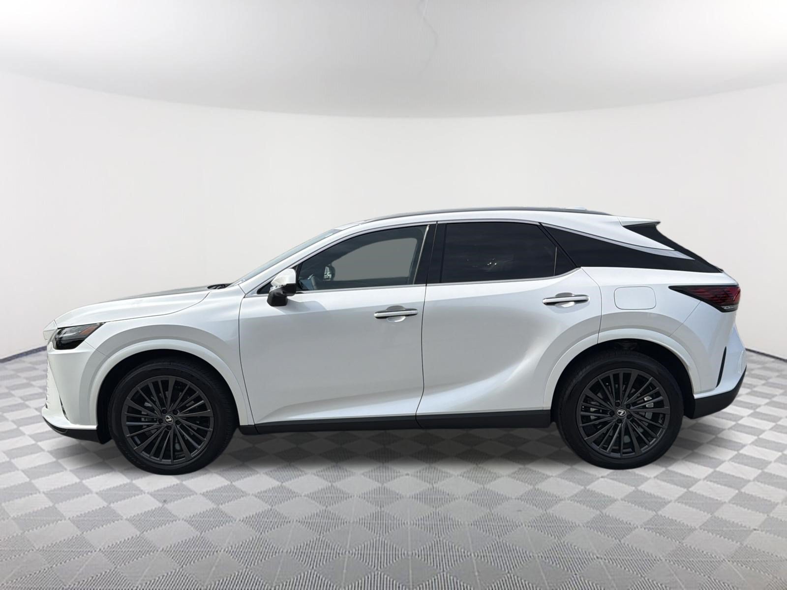 Used 2025 Lexus RX 350 Premium w/ Convenience Package FWD image 13