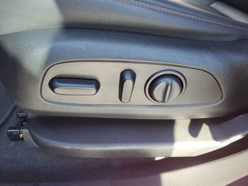 Used 2021 Chevrolet Blazer RS w/ Enhanced Convenience Package image 41