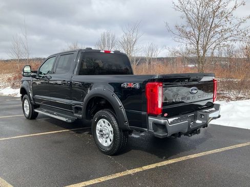 Used 2023 Ford F250 XLT w/ Snow Plow Prep Package image 31