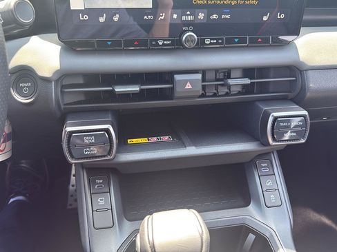 Used 2026 Toyota RAV4 AWD Plug-in Hybrid image 36