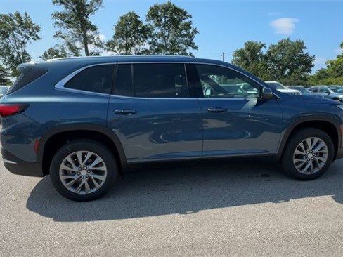 New 2026 Buick Enclave Preferred w/ Power Package image 9