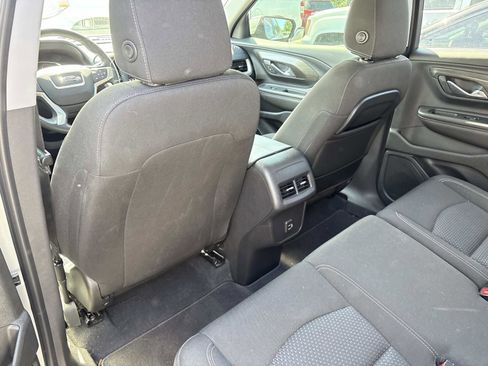 Used 2022 GMC Terrain SLE w/ Driver Convenience Package image 32