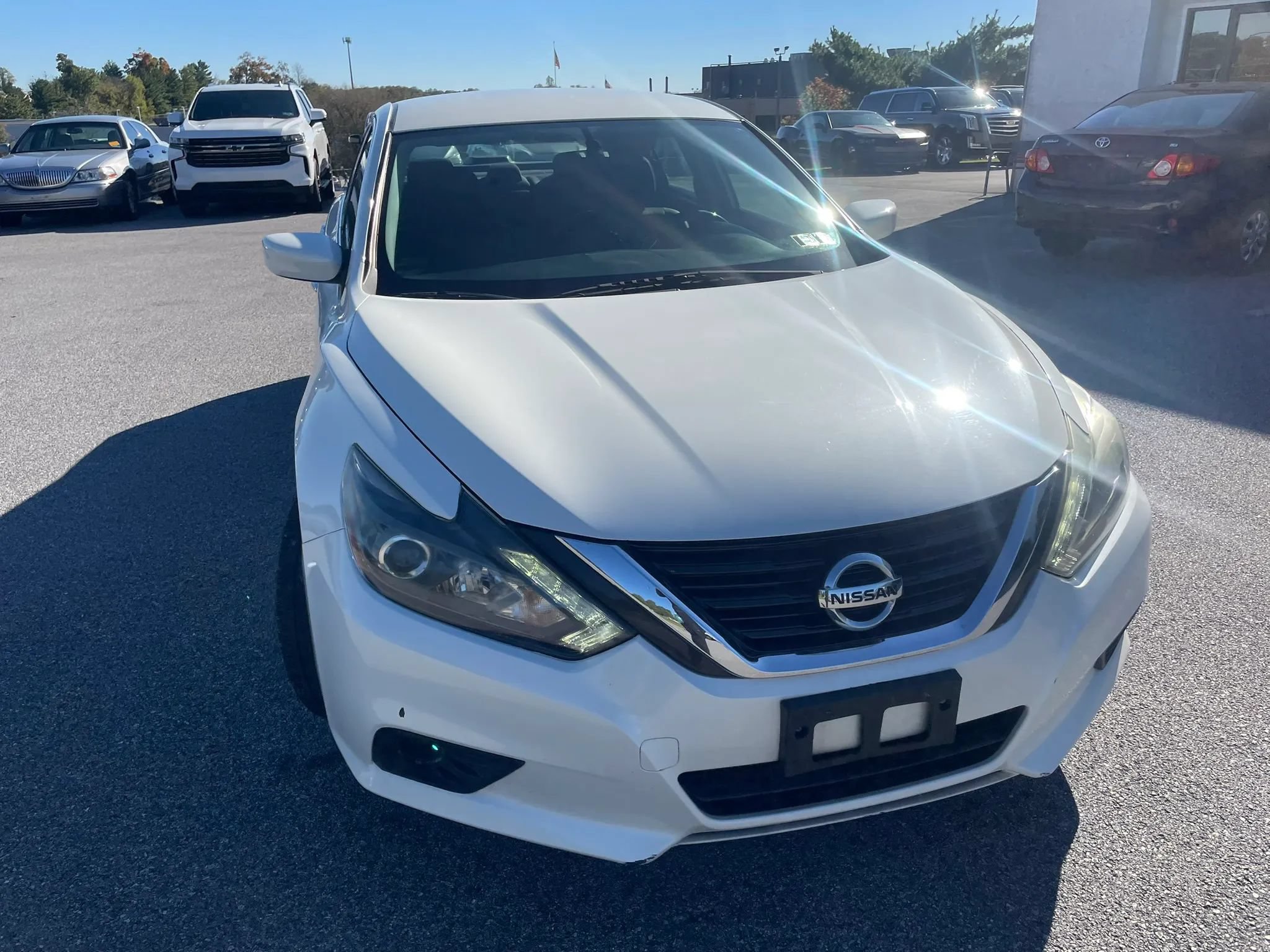 Used 2016 Nissan Altima 3.5 SR FWD image 7