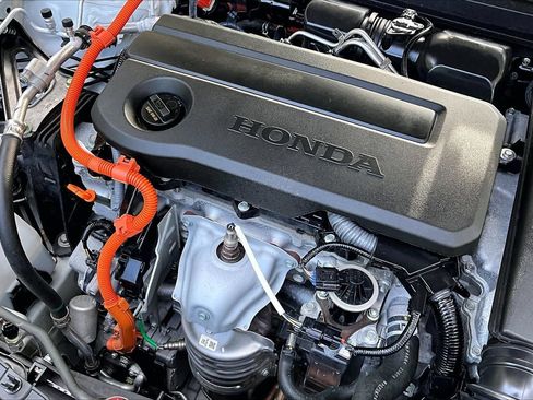 Used 2024 Honda Accord Touring image 32