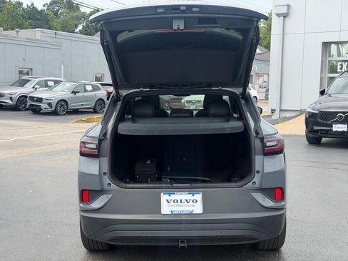 Used 2023 Volkswagen ID.4 Pro AWD/4WD image 5