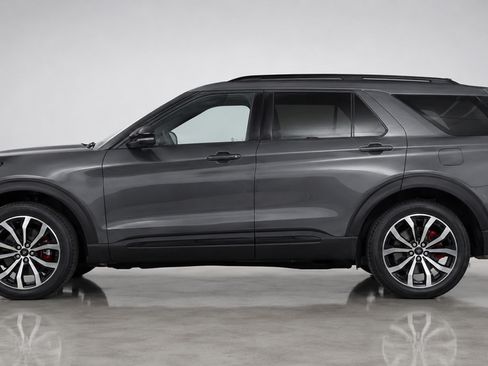 Used 2023 Ford Explorer ST AWD/4WD image 2