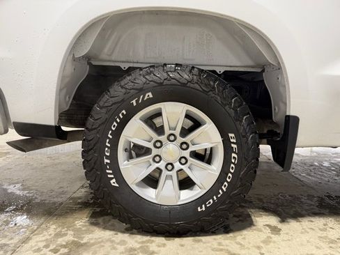 Used 2022 Chevrolet Silverado 1500 LT image 27