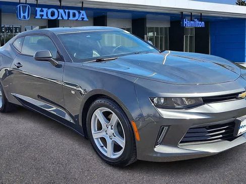 Used 2017 Chevrolet Camaro LT image 2