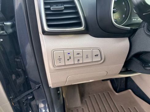 Used 2019 Hyundai Tucson Ultimate w/ Cargo Package image 15