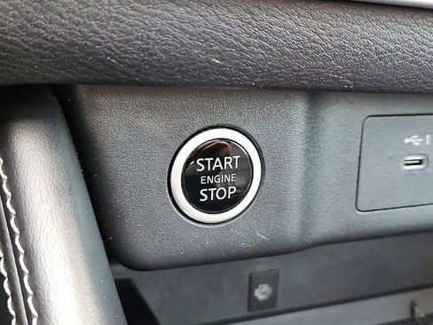 Certified 2023 Nissan Rogue Platinum w/ Platinum Premium Package image 28