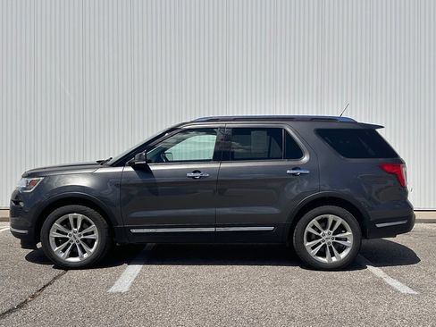 Used 2019 Ford Explorer Limited w/ Ford Safe & Smart Package AWD/4WD image 2