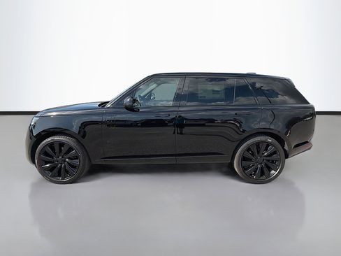 New 2026 Land Rover Range Rover SV image 2