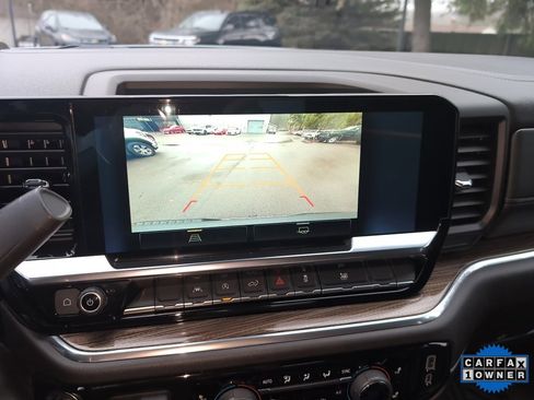 Used 2025 Chevrolet Silverado 1500 LT image 18