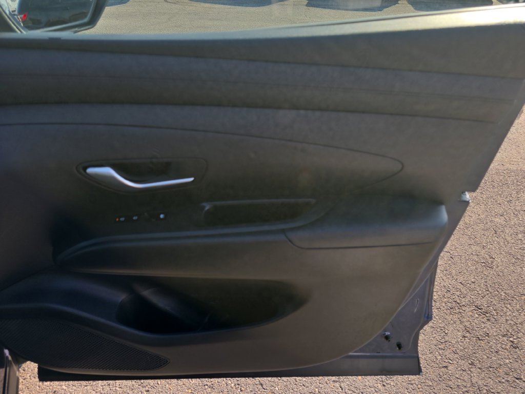 Used 2025 Hyundai Tucson SEL FWD image 20