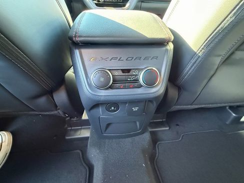 New 2026 Ford Explorer ST-Line w/ ST-Line Street Pack image 19
