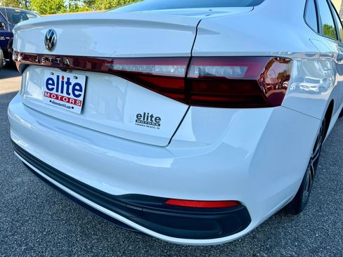 Used 2025 Volkswagen Jetta Sport image 14