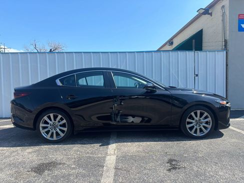 Used 2023 MAZDA MAZDA3 s FWD image 7
