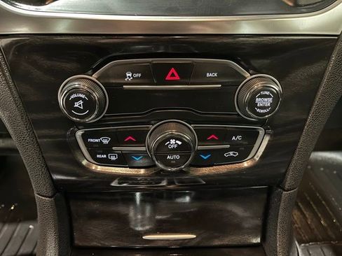 Used 2016 Chrysler 300 Limited w/ Driver Convenience Group AWD/4WD image 26