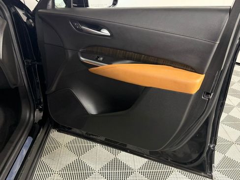 Used 2023 Cadillac XT4 Premium Luxury image 36