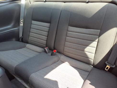 Used 2001 Ford Mustang GT RWD image 18