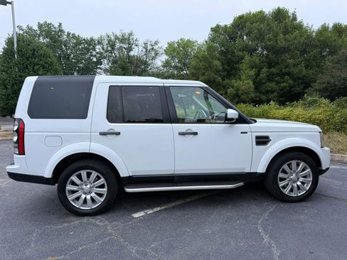 Used 2016 Land Rover LR4 AWD/4WD image 5