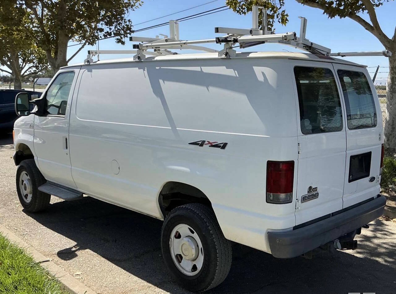 Used 2007 Ford E-250 and Econoline 250 RWD image 3