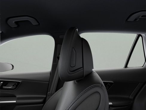 Used 2025 Mercedes-Benz GLC 300 image 45