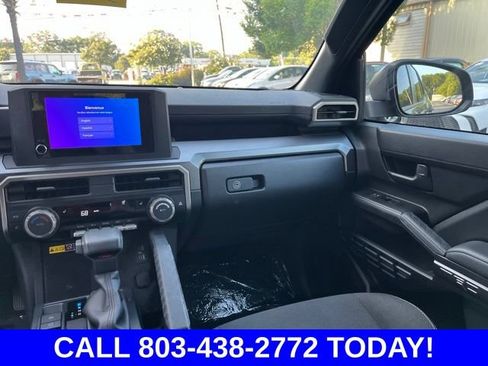 Used 2025 Toyota 4Runner TRD Off-Road AWD/4WD image 17