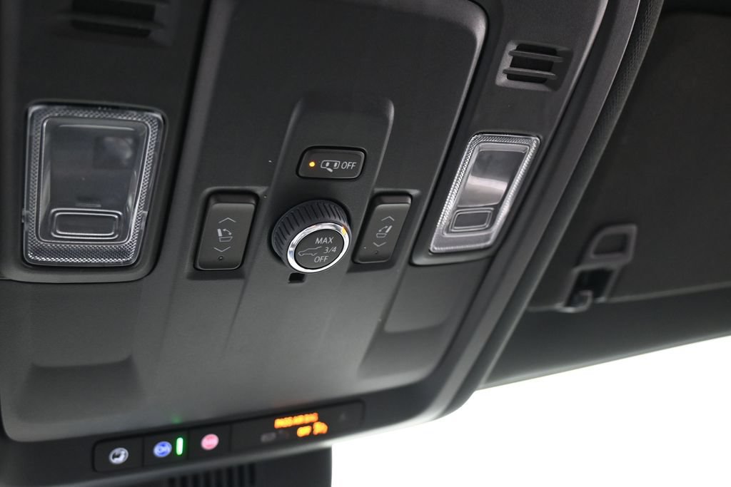Used 2025 Chevrolet Tahoe LT w/ Comfort Package RWD image 36