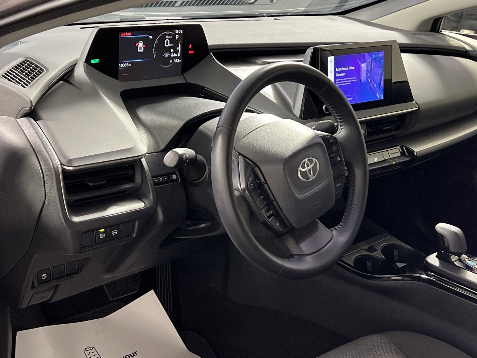 Used 2026 Toyota Prius LE FWD image 17