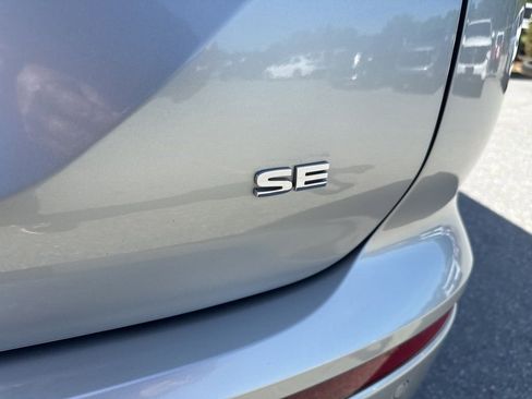 Used 2024 Mitsubishi Outlander SE Black Edition FWD image 31