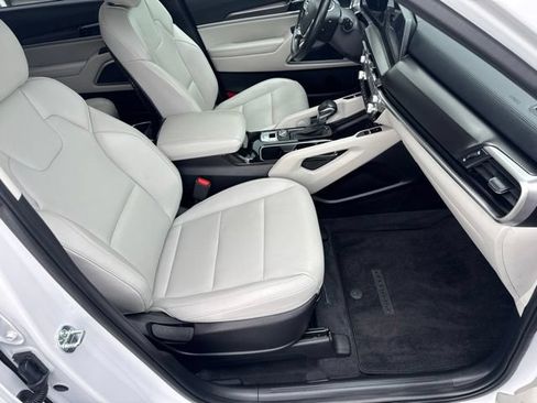 Used 2024 Kia Telluride S FWD image 54