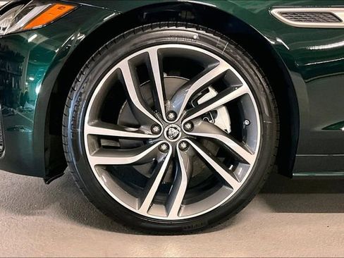 New 2024 Jaguar XF R-Dynamic SE image 10