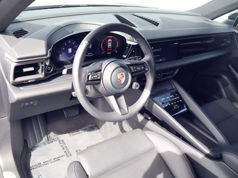 Certified 2025 Porsche Macan Electric RWD image 4